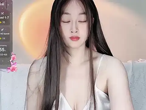 Snapshot of FH-AIAI chatting on 14, 12, 2025 FH-AIAI online show from 14, 12, 2025