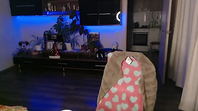 Snapshot of SofiaBoone chatting on 19, 12, 2025 SofiaBoone online show from 19, 12, 2025