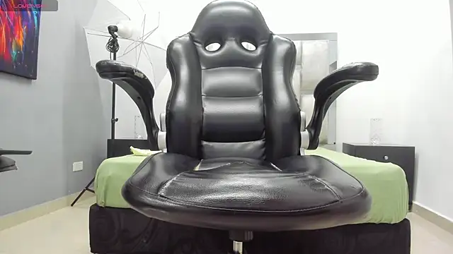 khris  evans online show from 9, 5, 2026
