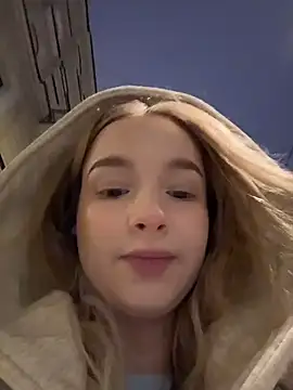 -teenytiny- online show from 20, 12, 2025