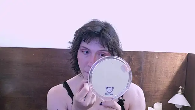 Snapshot of Shelly_bat chatting on 14, 7, 2026 Shelly bat online show from 14, 7, 2026