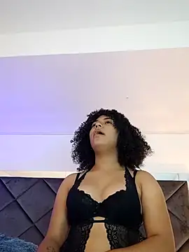 LunaaCurly online show from 25, 2, 2026