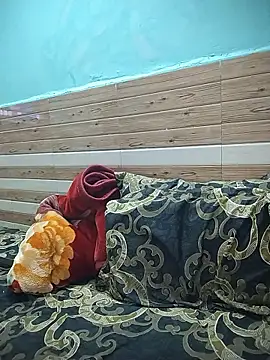 xoupleaura online show from 14, 1, 2026