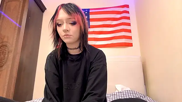 Shine Luna online show from 3, 2, 2026