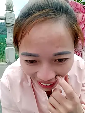 little-effy online show from 3, 2, 2026