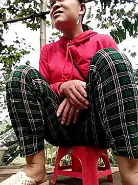 Seductive slut online show from 14, 12, 2025