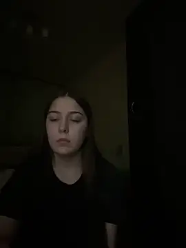 Snapshot of Yaseniya_ chatting on 4, 3, 2026 Yaseniya online show from 4, 3, 2026