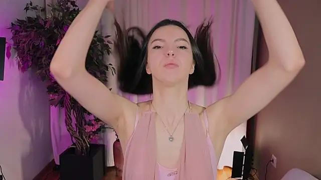 Snapshot of AliceLidell chatting on 3, 4, 2026 AliceLidell online show from 3, 4, 2026