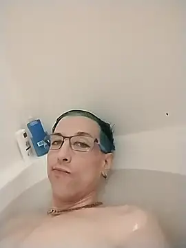 Snapshot of AskAveryAnything chatting on 5, 3, 2026 AskAveryAnything online show from 5, 3, 2026