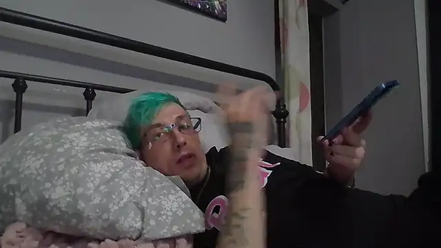 Snapshot of AskAveryAnything chatting on 10, 3, 2026 AskAveryAnything online show from 10, 3, 2026