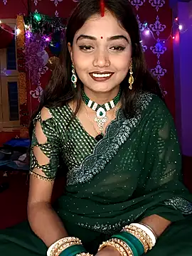 Snapshot of Sweet-priyaa chatting on 22, 4, 2026 Sweet-priyaa online show from 22, 4, 2026