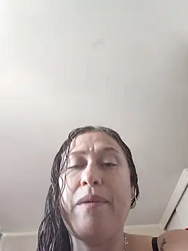 Yarafox01 online show from 17, 12, 2025