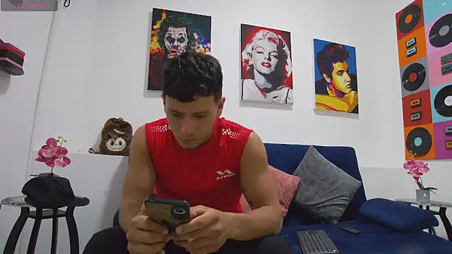 Snapshot of MagnusKnight_ chatting on 4, 3, 2026 MagnusKnight online show from 4, 3, 2026