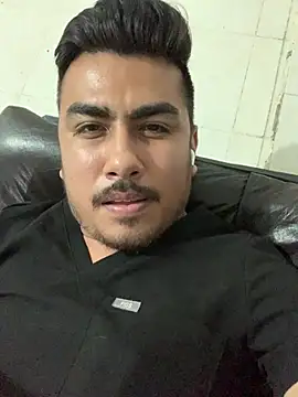 Snapshot of cris_1297 chatting on 25, 4, 2026 cris 1297 online show from 25, 4, 2026