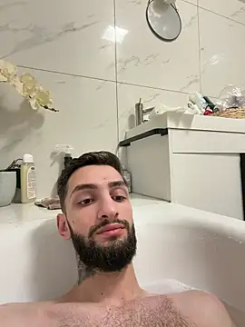 Juliann69Ramiro online show from 31, 1, 2026