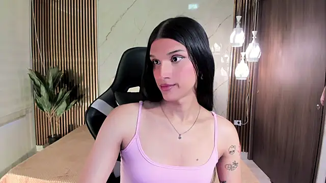 Snapshot of Bianca_baldwin_ chatting on 14, 12, 2025 Bianca baldwin online show from 14, 12, 2025