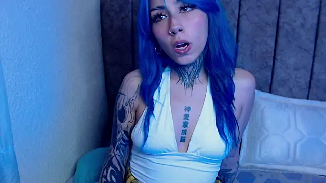 Snapshot of Aqua__bless chatting on 17, 12, 2025 Aqua bless online show from 17, 12, 2025