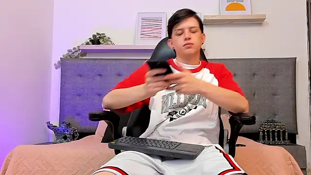 Snapshot of sebastamayo_ chatting on 17, 3, 2026 sebastamayo online show from 17, 3, 2026