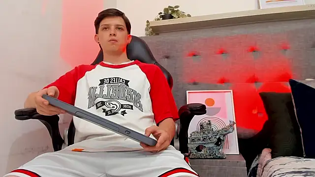 Snapshot of sebastamayo_ chatting on 28, 3, 2026 sebastamayo online show from 28, 3, 2026