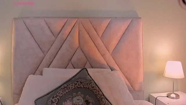 Snapshot of Amelia_Saenz_ chatting on 17, 2, 2026 Amelia Saenz online show from 17, 2, 2026