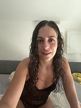 CoquineCharmeuse online show from 2, 6, 2026