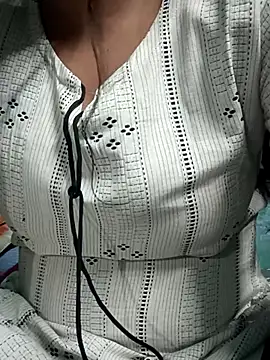 Snapshot of teena-11 chatting on 19, 3, 2026 teena-11 online show from 19, 3, 2026