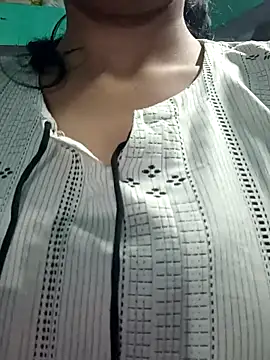 Snapshot of teena-11 chatting on 24, 3, 2026 teena-11 online show from 24, 3, 2026