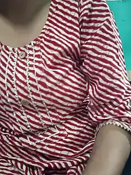 Snapshot of teena-11 chatting on 13, 4, 2026 teena-11 online show from 13, 4, 2026