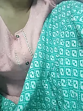 Snapshot of teena-11 chatting on 17, 4, 2026 teena-11 online show from 17, 4, 2026