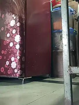 Snapshot of teena-11 chatting on 18, 4, 2026 teena-11 online show from 18, 4, 2026