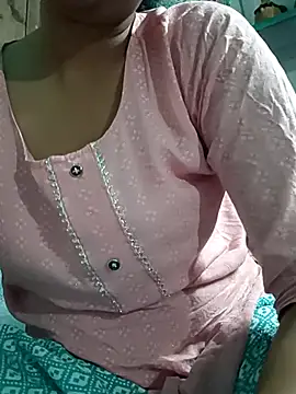 Snapshot of teena-11 chatting on 21, 4, 2026 teena-11 online show from 21, 4, 2026