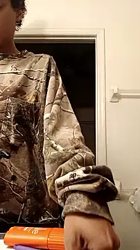 Snapshot of Teeskii_ chatting on 17, 12, 2025 Teeskii online show from 17, 12, 2025