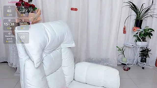 Snapshot of Darkn0t chatting on 8, 4, 2026 Darkn0t online show from 8, 4, 2026