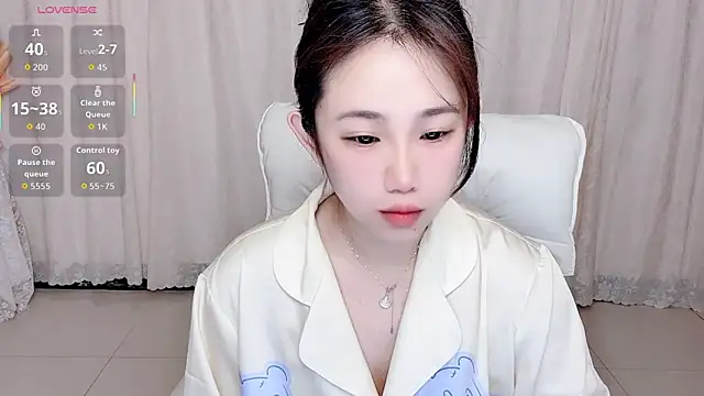 Snapshot of Darkn0t chatting on 12, 4, 2026 Darkn0t online show from 12, 4, 2026