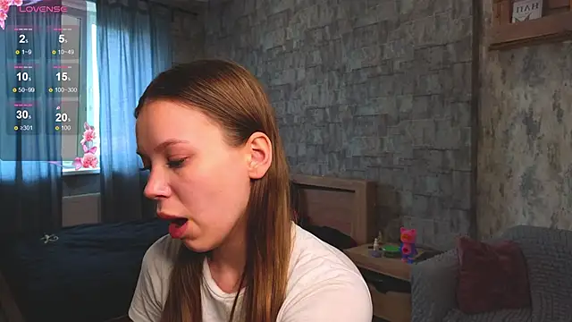 Snapshot of Cara_Sweet1 chatting on 14, 6, 2026 Cara Sweet1 online show from 14, 6, 2026
