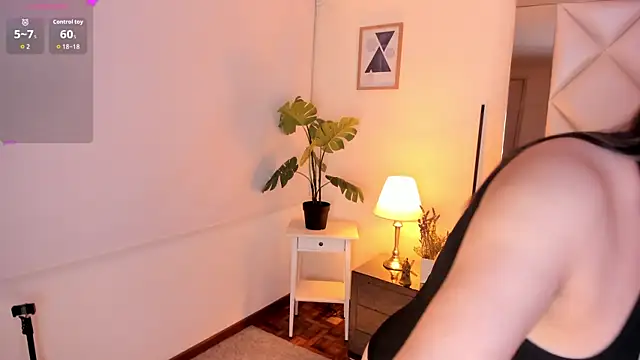 Snapshot of LizzCarter_ chatting on 14, 7, 2026 LizzCarter online show from 14, 7, 2026