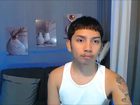 Snapshot of dylan_hardfucker chatting on 8, 3, 2026 dylan hardfucker online show from 8, 3, 2026