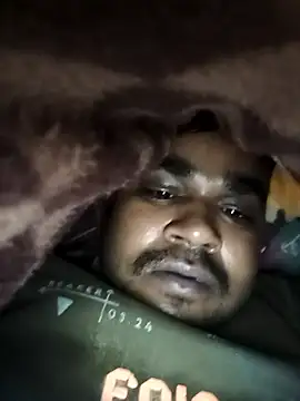 Snapshot of ahannaskar228 chatting on 17, 1, 2026 ahannaskar228 online show from 17, 1, 2026