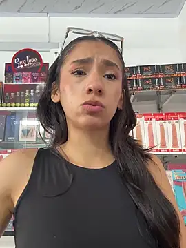 Snapshot of lunaluxury22 chatting on 15, 1, 2026 lunaluxury22 online show from 15, 1, 2026