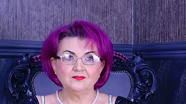 Snapshot of IsabelaConte chatting on 28, 4, 2026 IsabelaConte online show from 28, 4, 2026