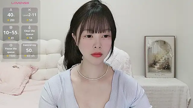 Snapshot of Anna-2005 chatting on 11, 4, 2026 Anna-2005 online show from 11, 4, 2026