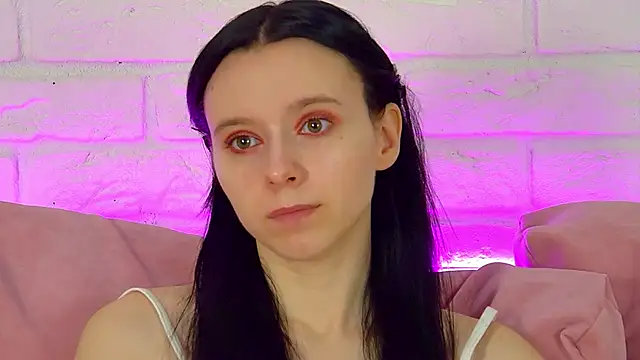 ArinaKubrick online show from 4, 3, 2026