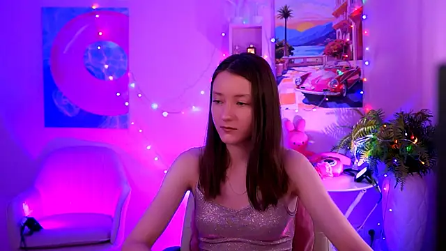 Snapshot of LuluPatterson chatting on 14, 12, 2025 LuluPatterson online show from 14, 12, 2025