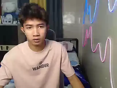 Ur hottestjonny online show from 17, 6, 2026