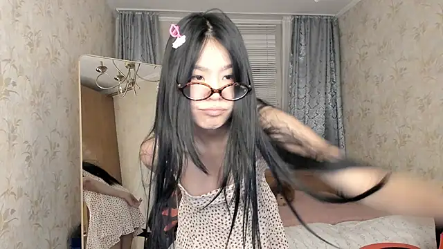 amiya cute online show from 28, 3, 2026