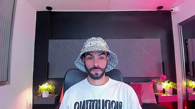 Snapshot of arcangel_harris chatting on 23, 2, 2026 arcangel harris online show from 23, 2, 2026