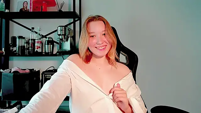 Agatha Mayson online show from 20, 7, 2026