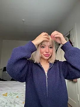 SilkyMira online show from 7, 1, 2026