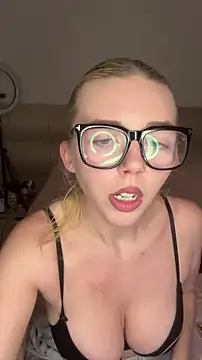 MonaNoire online show from 18, 1, 2026