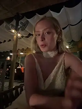 Snapshot of SunnyShiney chatting on 13, 2, 2026 SunnyShiney online show from 13, 2, 2026